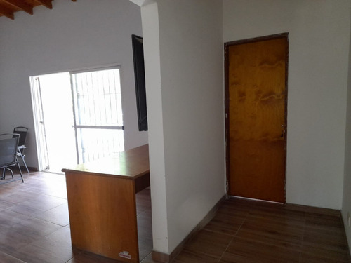 Imagen 16 de 21 de Quinta En Venta ...moreno ...excelente Ubicacion