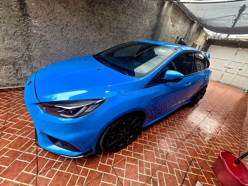 Ford Focus 2.3 Rs Mt