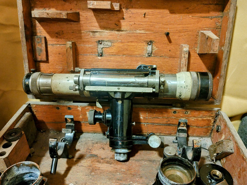 Teodolito Nivel Óptico Carl Zeiss Jena (Usado)