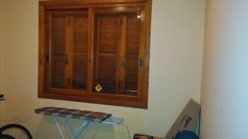 Casa Em Hípica Com 3 Dormitórios - Mi17210