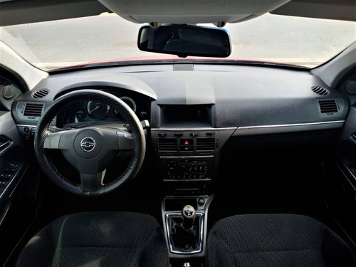 Imagem 10 de 11 de Chevrolet Vectra 2.0 Mpfi Gt Hatch 8v Flex 4p Manual