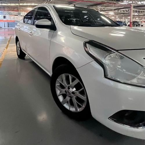 Nissan Versa 1.6 16v Sv Aut. 4p