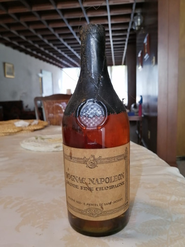 Botella De Colección Cognac Napoleón Grade Fine Champ. 1802