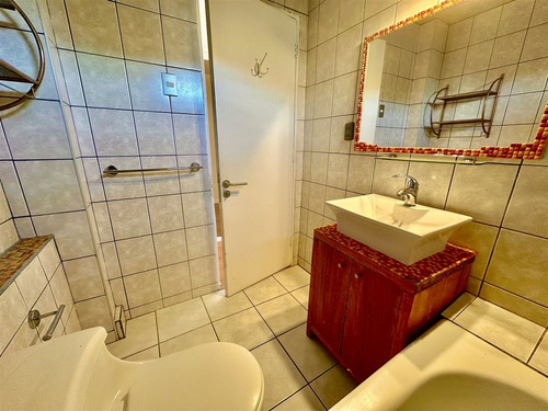 Departamento En Venta De 2 Dorm. En Providencia