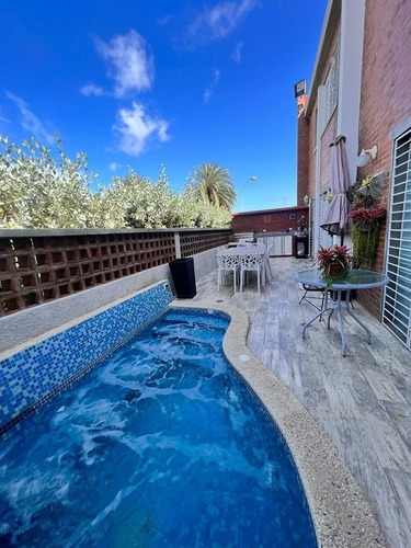 Imagen 2 de 17 de Townhouse En El Valle , Municipio Garcias , Isla De Margarita, Nueva Esparta