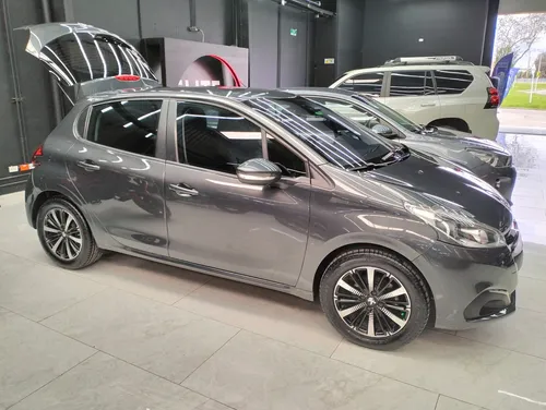 Peugeot 208 1.6 Active Vti