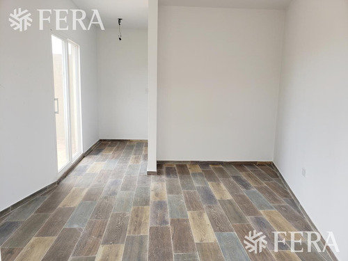 Imagen 11 de 19 de Venta Departamento 4 Ambientes Con Dos Cocheras. En Bernal (24216)