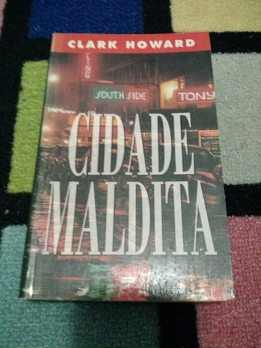 Livro Cidade Maldita, Classificado Como Romance