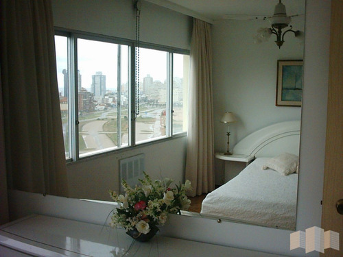 Imagen 5 de 26 de Apartamento En Punta Del Este, Brava