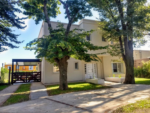 Excelente Casa Moderna Muy Luninosa 4 Dormitorios