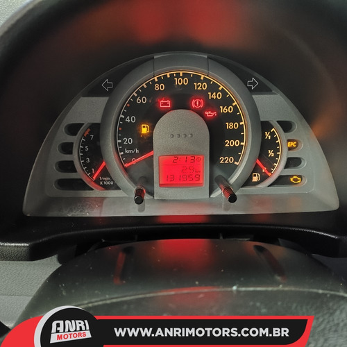 Volkswagen Fox 1.6 Plus Total Flex 5p