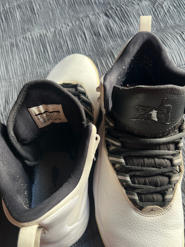 Zapatillas Basket Jordan High Hombre Talle 41/42 Blancas (Usado)