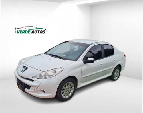 Peugeot 207 1.4 Sedan Allure 75cv