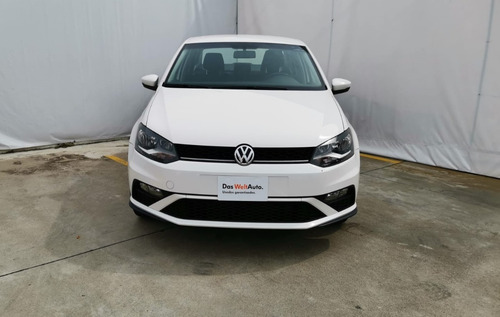 Imagen 2 de 12 de Vento Comfortline Plus Std 2020