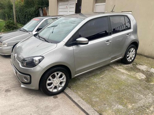 Volkswagen Up! 1.0 High Up! 75cv 5 p