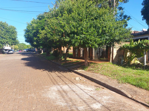 Casa En Venta De 1 Dorm Por Calle 122 A Pasos De La Terminal Onmibus - Posadas