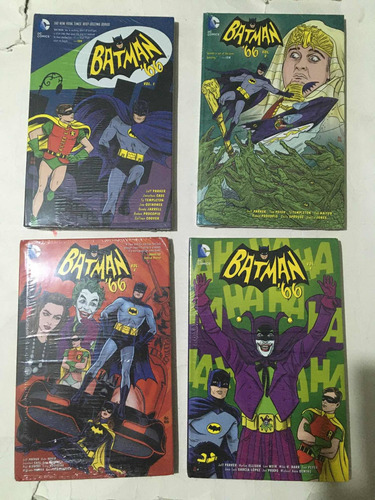 Comics En Inglés Dc Batman 66 Pack Hardcover Vols 1 Al 4