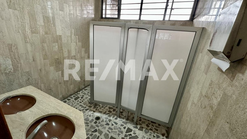 Venta Edificio Comercial En Calzada De Las Armas, Naucalpan