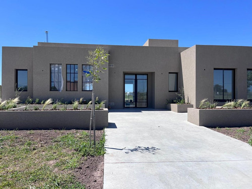 Casa En Venta En Pergamino A Estrenar