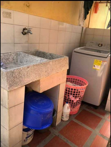 Imagen 14 de 15 de Venta Amplia Y Espectacular Casa Barrio Porvenir Vg