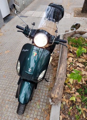 Imagen 2 de 18 de Zanella Styler 150 Exclusive