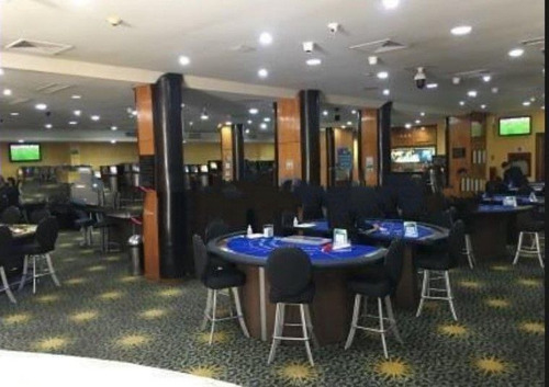 Venta De Lujoso Local Comercial En Porlamar Isla De Margarita. (f.r)