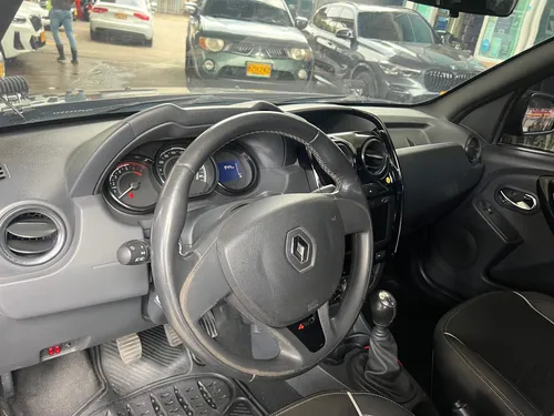 Renault Duster Oroch 2.0 Intens 4X4