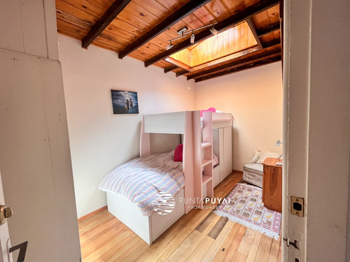Casa 3 Niveles Con Vista Insuperable A La Bahia De Papudo