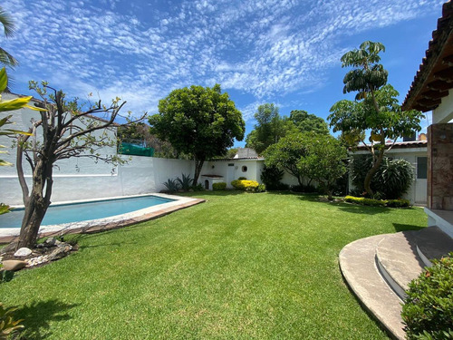 Imagen 1 de 26 de Venta De Casa En Cuernavaca, Lomas De Cortés