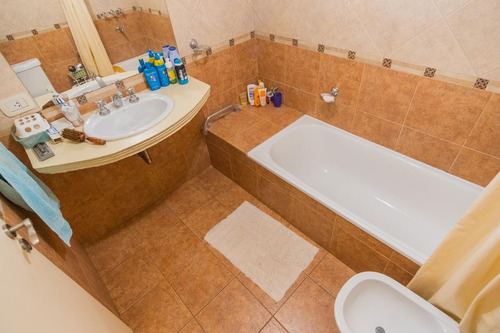 Imagen 23 de 30 de Hermosa Casa En Venta En Rincon Milberg, Barrio Jacaranda. 3 Dormitorios Mas Dependencia