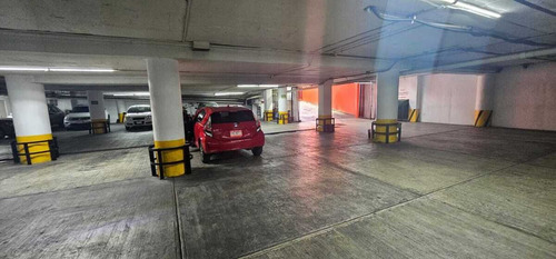 Oficina De 120m2 Por Av De Las Fuente En Lomas De Tecamachalco