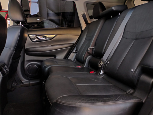 Nissan X-Trail 2.5 Exclusive 2 Row Cvt