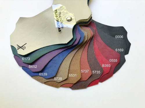 Imagen 2 de 2 de Funda Sin Relleno Cuero Cuerina Ecocuero Liso 40x40 Cm