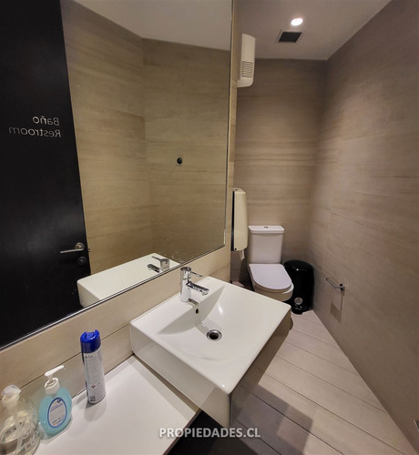 Oficina En Arriendo En Las Condes Impecable Parque Titanium