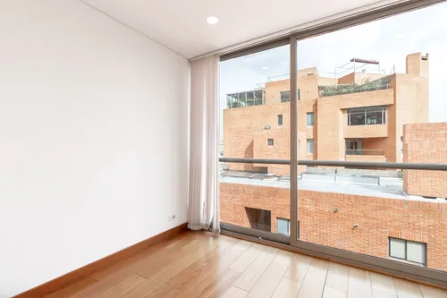 Apartamento En Venta En El Chicó. Cod V11727