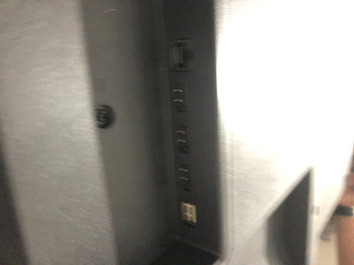 Imagem 3 de 4 de Tv Philco 4k Led 58 Polegadas Com Tela Quebrada Ptv58f80sns