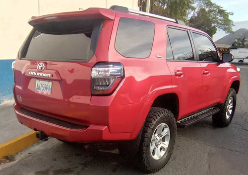 Imagen 12 de 16 de Toyota Runner Sr5