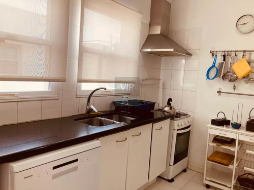 Alquiler Verano Apartamento De 3 Dormitorios + Servicio, Con Vista Al Mar.