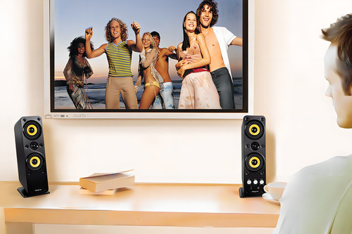 Creative Gigaworks T40 Series II 2.0 Bocinas 3 Controladores.