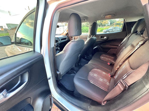 Fiat Toro 1.8 Endurance 16v Flex 4x2 Aut. 4p