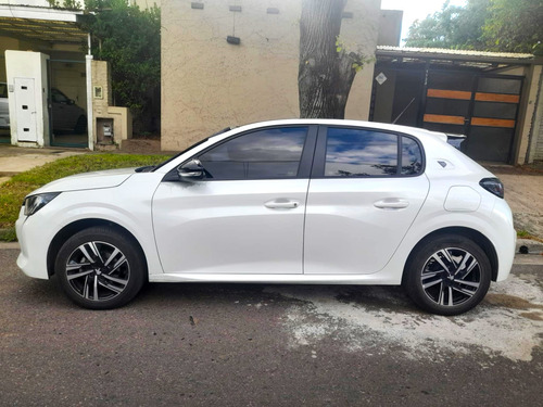 Peugeot 208 1.6 Road Trip