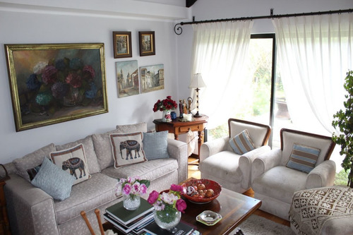 Imagen 2 de 12 de Soñada Casa En El Barrio Inglés