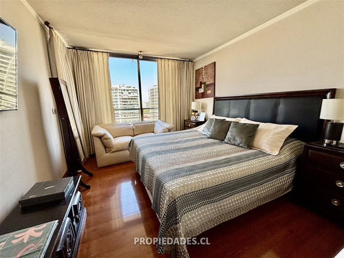 Departamento En Venta De 3 Dorm. En Lo Barnechea