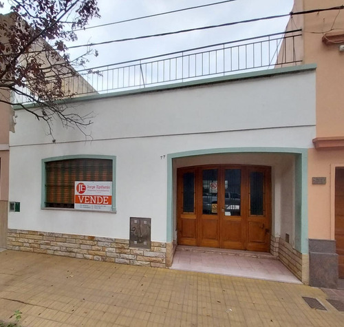 Casa Centrica En Junin