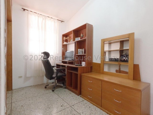 Casa Quinta En Venta En Santa Elena Barquisimeto 24-10415 Dh