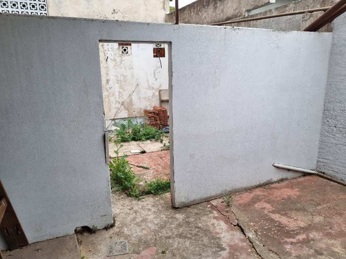 Departamento 4 Amb. Mas 4 Locales Comerciales