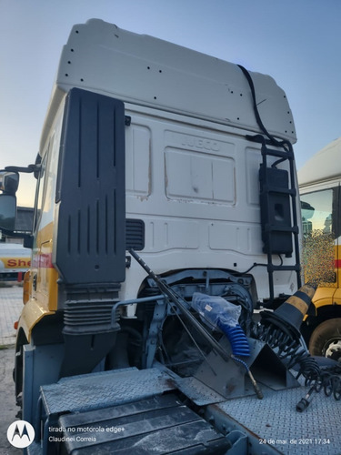 Imagem 8 de 15 de Iveco Stralis 410 2010 6x2 Baixo Km