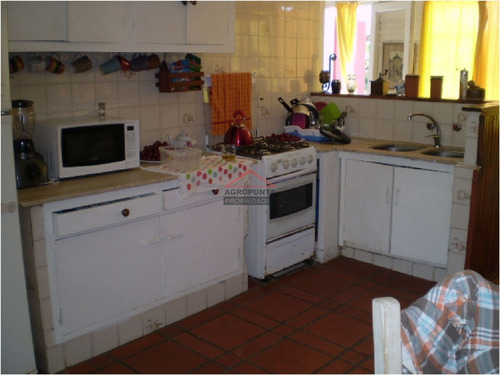 Casa En Pinares, 3 Dormitorios *- Ref: 4025