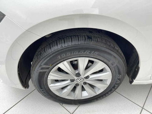 Imagem 15 de 15 de Volkswagen Virtus 1.6 Msi Flex 16v 5p Mec
