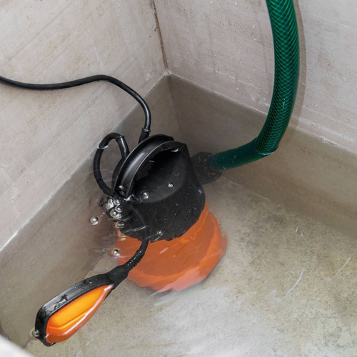 Imagen 5 de 8 de Bomba Sumergible Agua Limpia 1 Hp Truper 12602